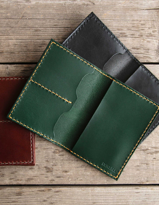 EXPLORER - Funda Pasaporte Black