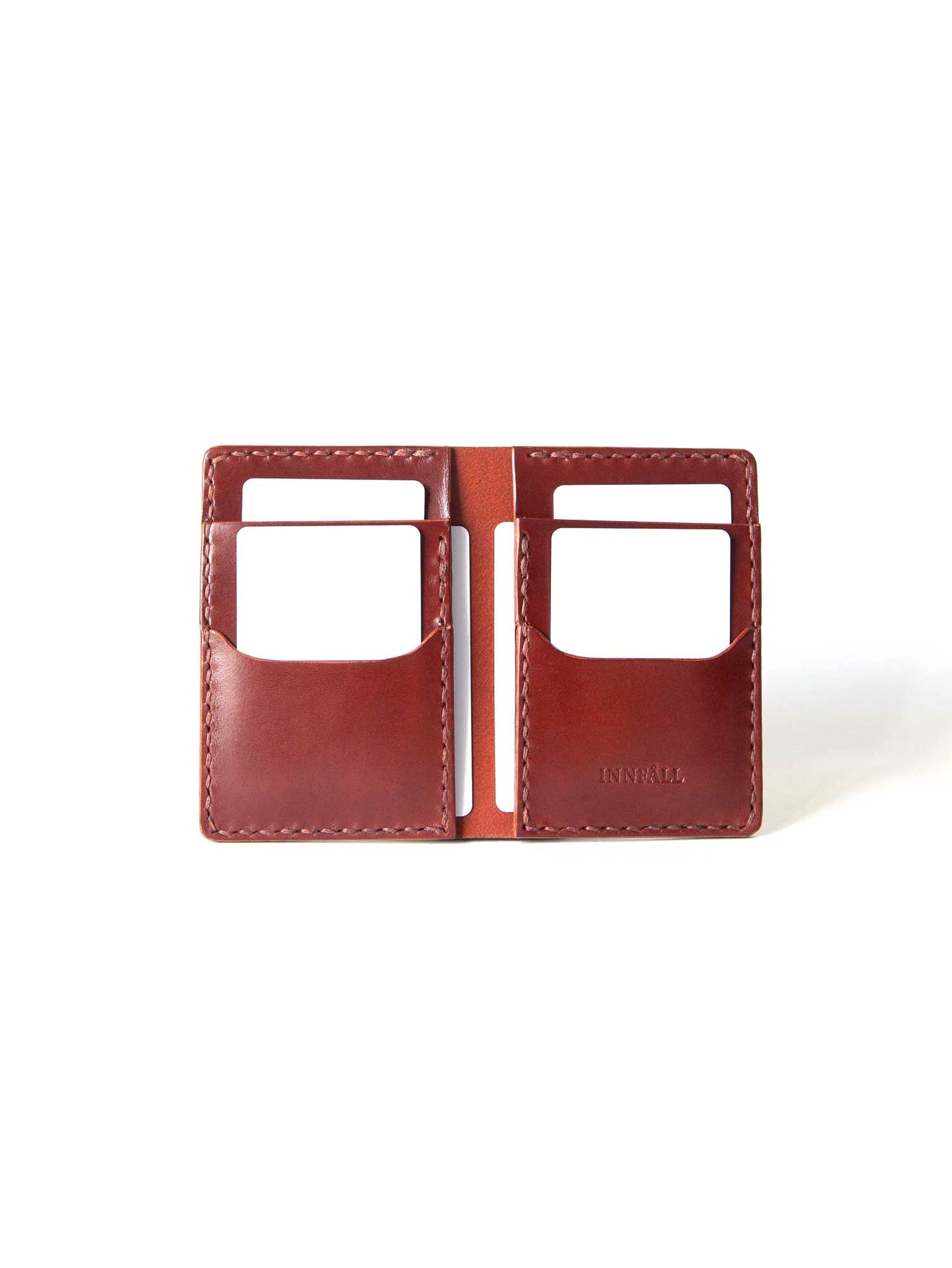 COURIER - Cognac Vertical Wallet