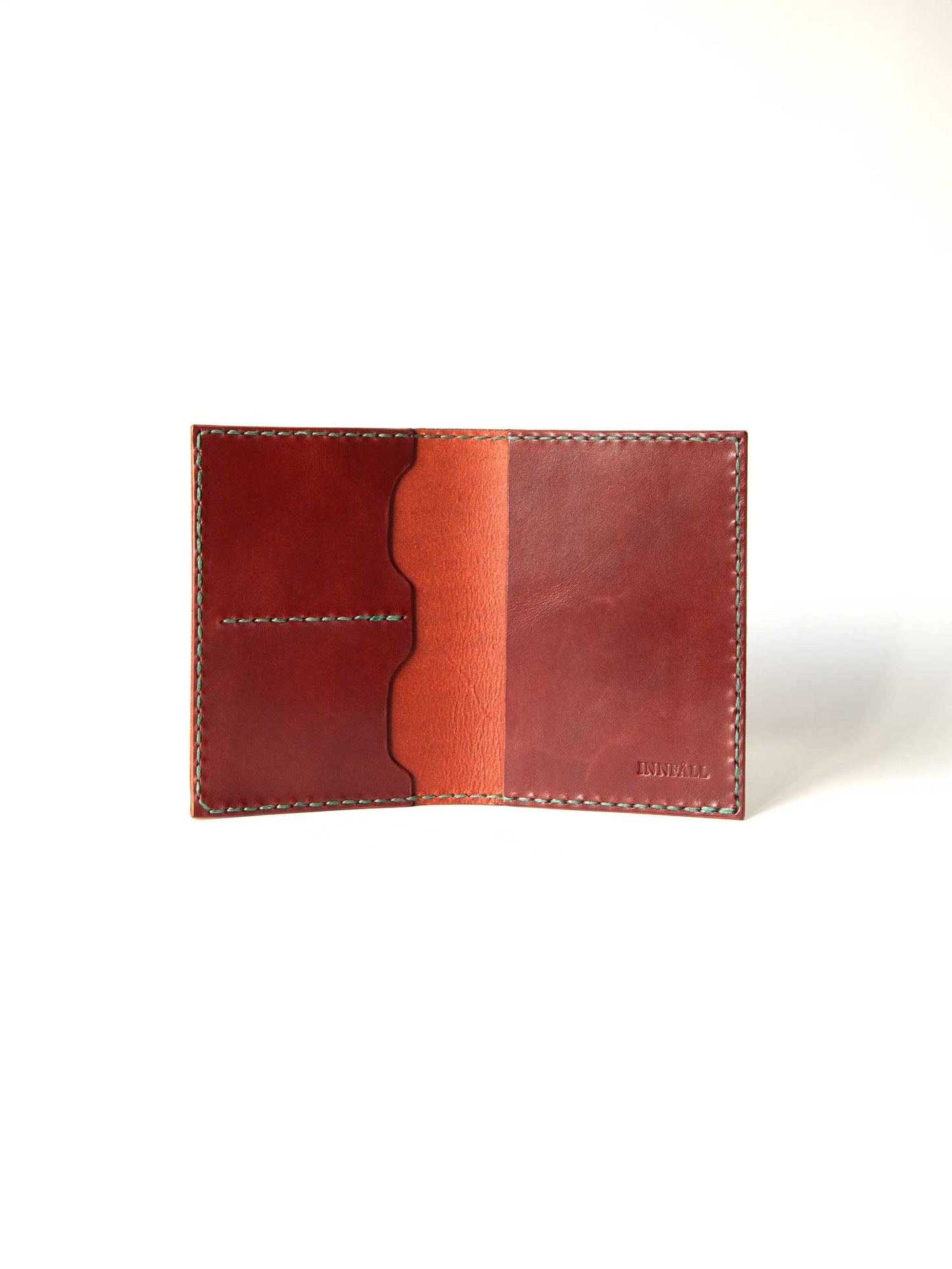 EXPLORER - Funda Pasaporte Cognac