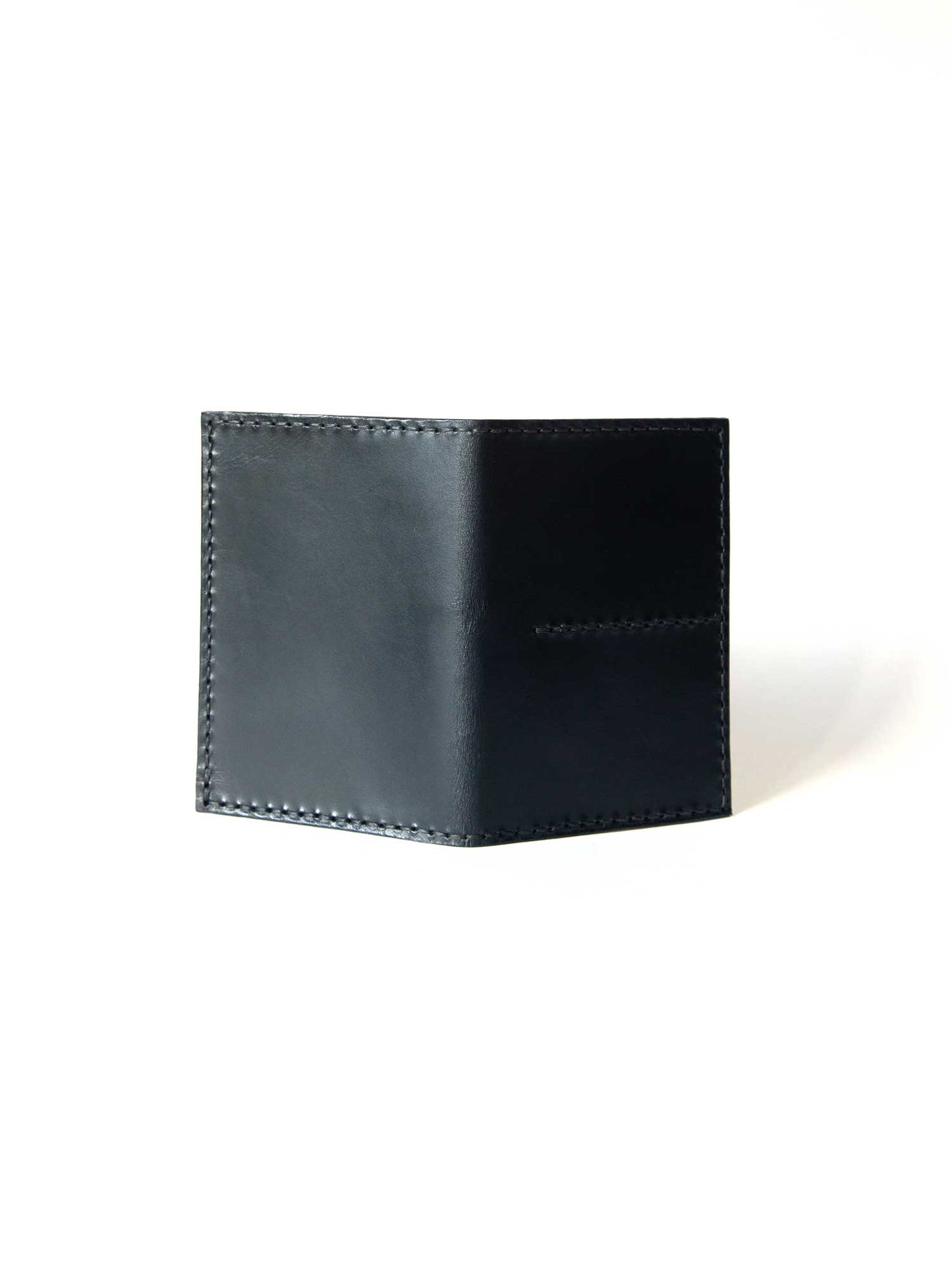 EXPLORER - Black Passport Case 